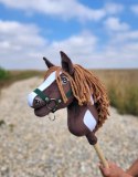 Hobby Horse Mały koń na kiju Premium - western ciemnogniady z ciemną grzywą A4 Super Hobby Horse