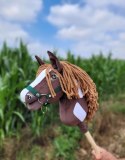 Hobby Horse Mały koń na kiju Premium - western ciemnogniady z ciemną grzywą A4 Super Hobby Horse