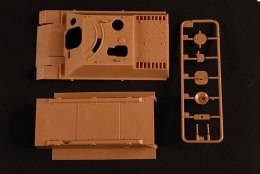 Model plastikowy JagdPanzer III/IV Long E 1/35 Hobby Boss