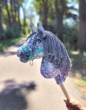 Hobby Horse Mały koń na kiju Premium - siwek jabłkowity z siwą grzywą A4 Super Hobby Horse