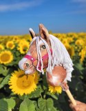 Hobby Horse Mały koń na kiju Premium - srokaty tobiano z białą grzywą A4 Super Hobby Horse