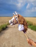 Hobby Horse Mały koń na kiju Premium - tarantowaty biało-brązowy z brązową grzywą A4 Super Hobby Horse