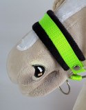 Kantar regulowany dla konia Hobby Horse A3 neon green czarnym futerkiem Super Hobby Horse